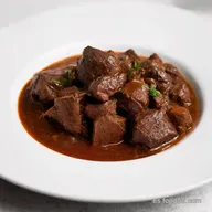 Boeuf Bourguignon El Guiso de la Abuela con Vino Tinto