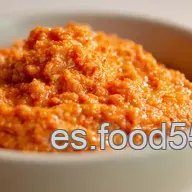 Esp&aacute;rragos Trigueros con Romesco: &iexcl;Sabor Aut&eacute;ntico!