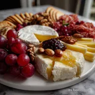 Stunning Christmas Cheese Board: Ideas Festivas