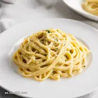 Tallarines a la Carbonara Aut&eacute;ntica Receta Italiana Cremosa